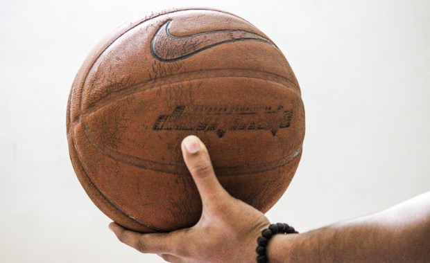  5 Basketball Lessons That Taught Me How To Close Consistent Sales